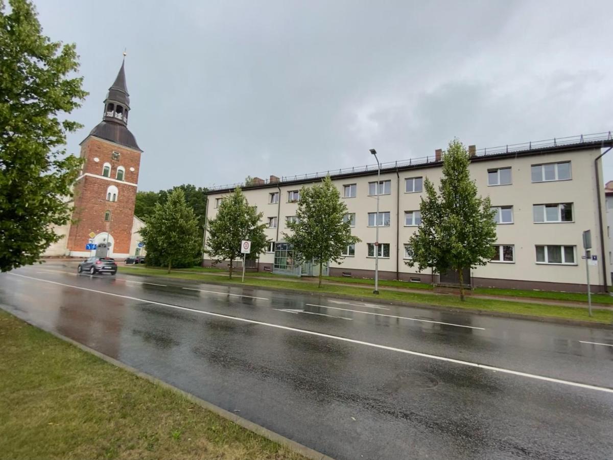 Rigas Ielas Apartamenti 1 Apartment Valmiera Exterior foto